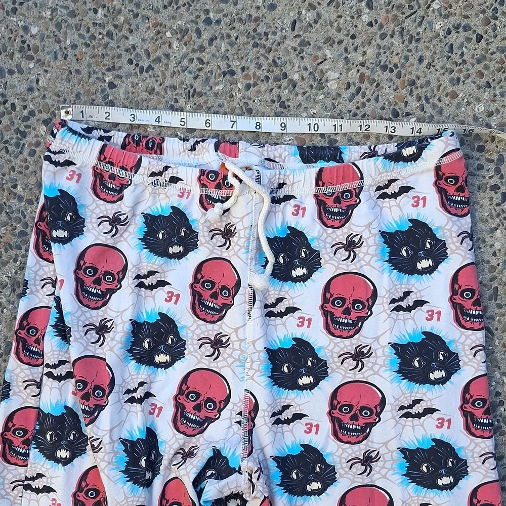 Creepy Co. Presents Beistle Halloween Spooky Skull Cat & Spiderweb Print Pajamas - Picture 10 of 15
